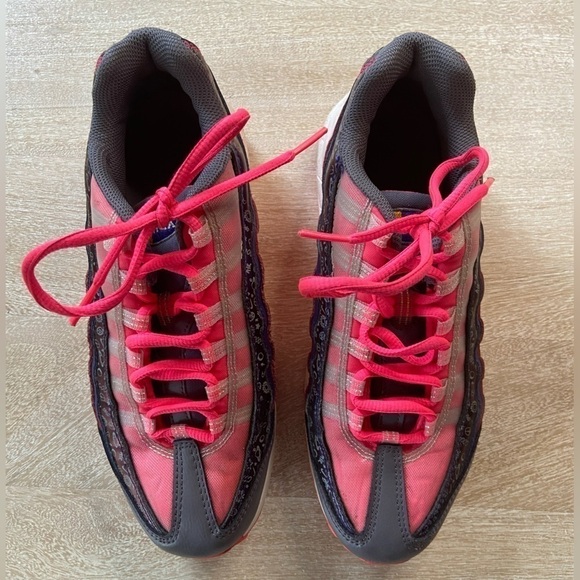 Nike Air Max 95 Purple Racer Pink Retro Doodle Sneakers Tennis Shoes Colorful - Picture 4 of 9